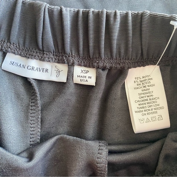 Bundle of 2 pairs Susan graver dress pants black and gray XS petite - Picture 3 of 3